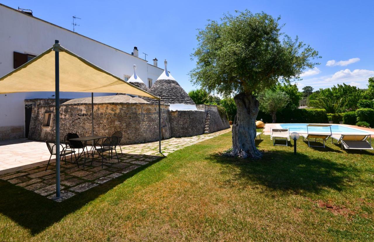 Terra Sessana Ville e Trullo con piscina privata Ostuni Esterno foto