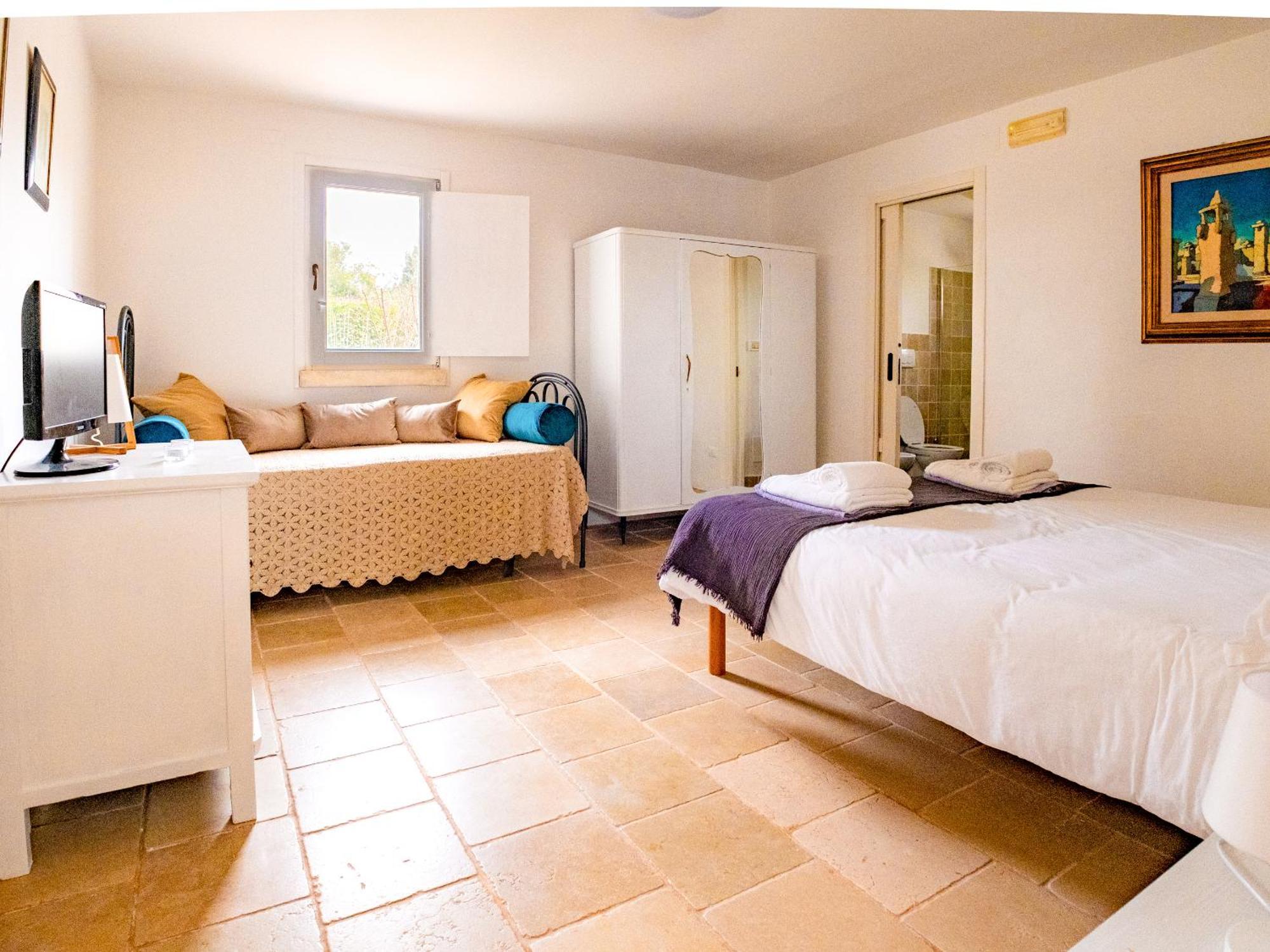 Terra Sessana Ville e Trullo con piscina privata Ostuni Esterno foto