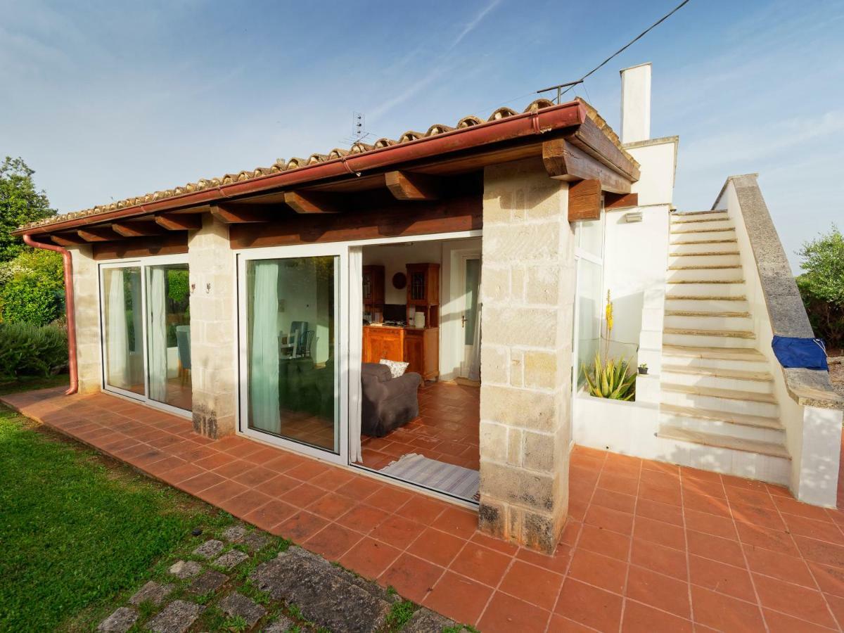 Terra Sessana Ville e Trullo con piscina privata Ostuni Esterno foto