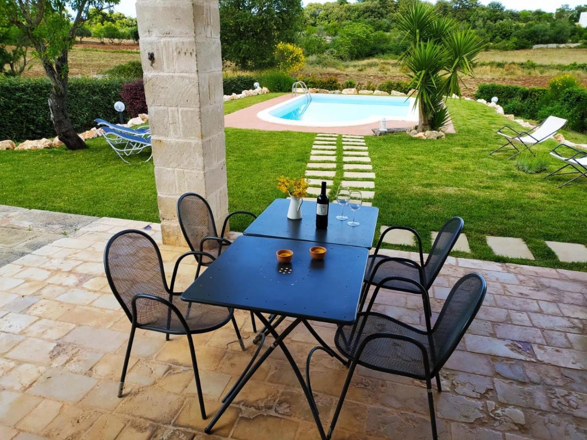 Terra Sessana Ville e Trullo con piscina privata Ostuni Esterno foto